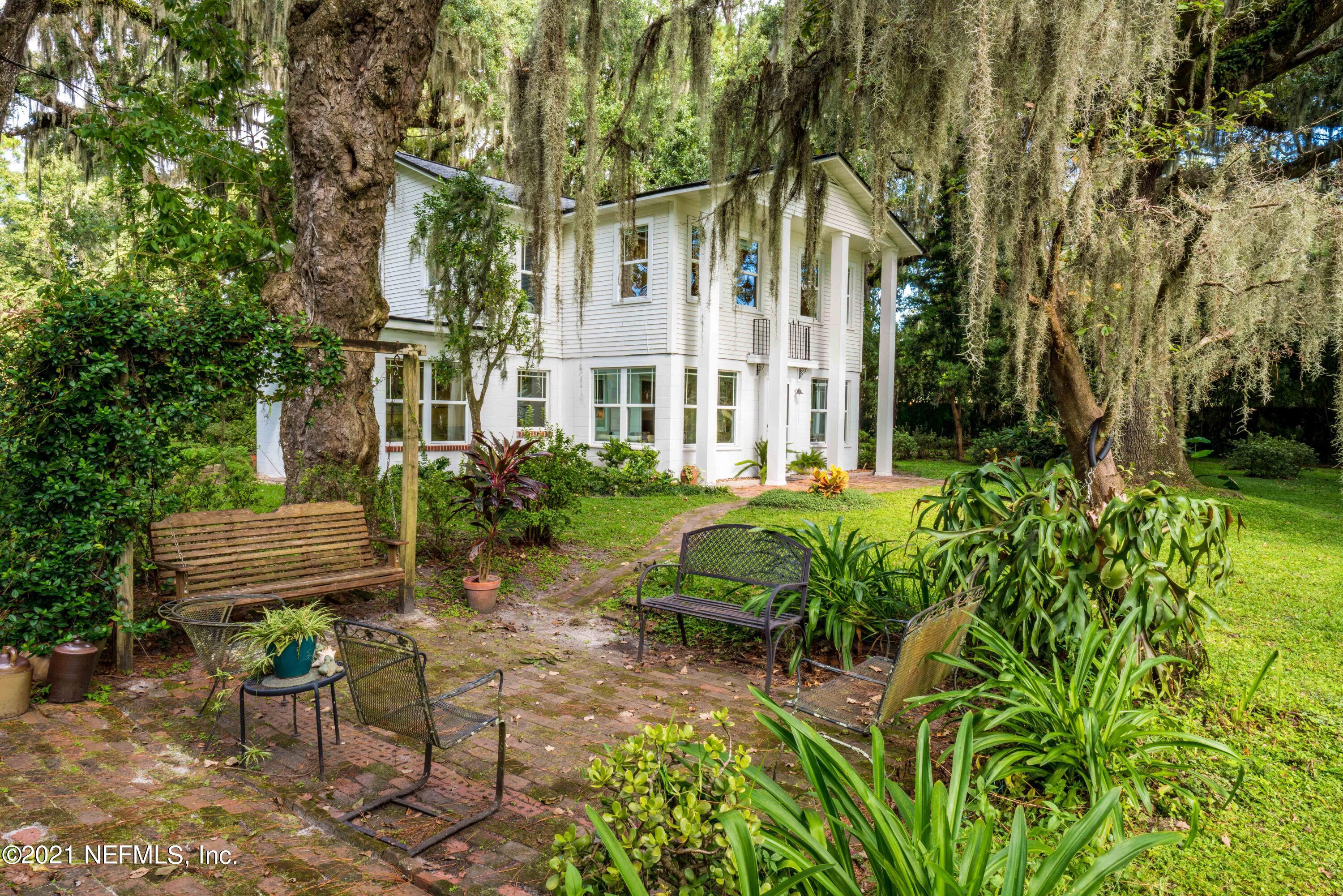 634 River Road Orange Park, FL 32073 - Photo 29 of 54 Side yard garden