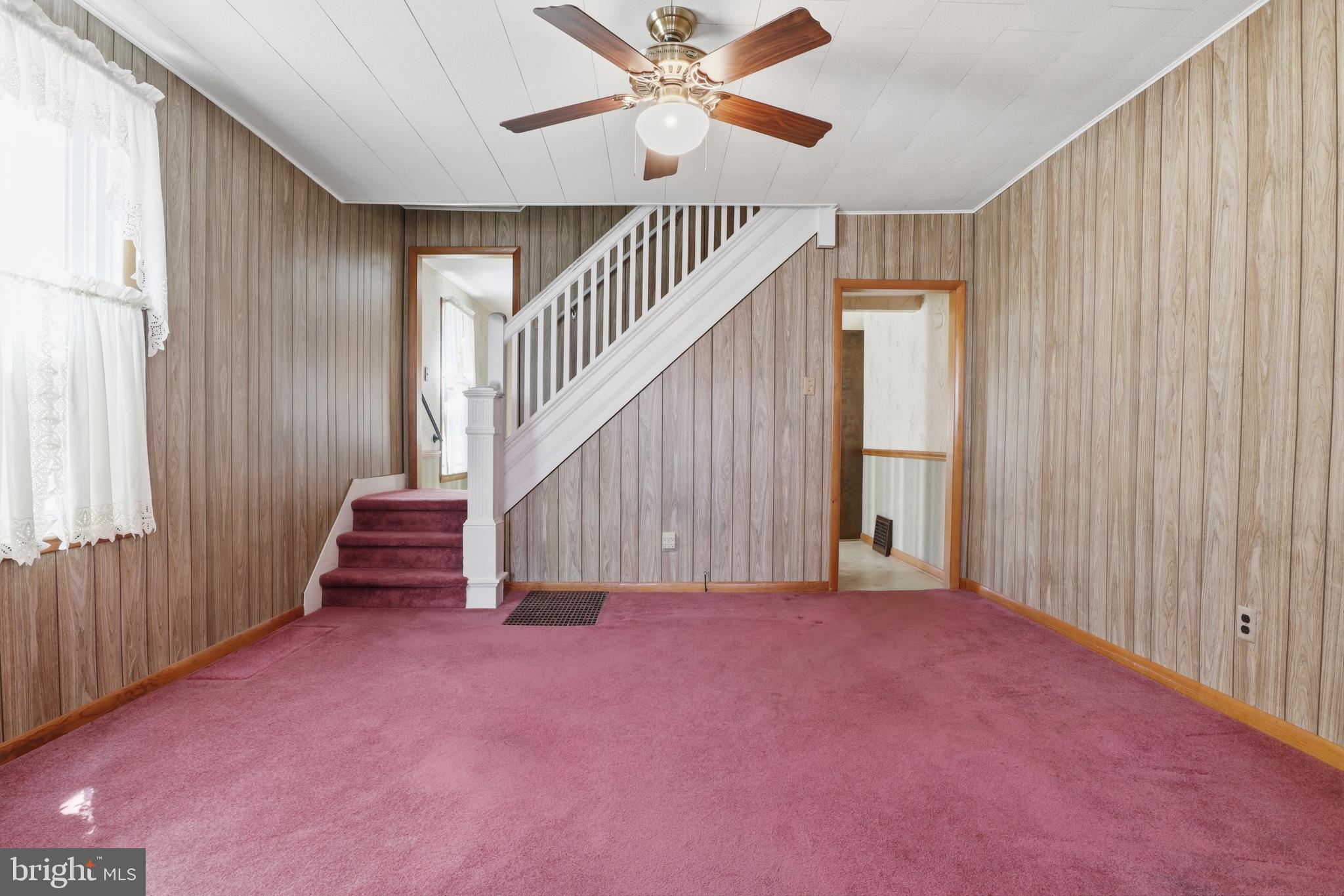 543 Baer Avenue Hanover, PA 17331 - Photo 8 of 51 an entryway with staircase