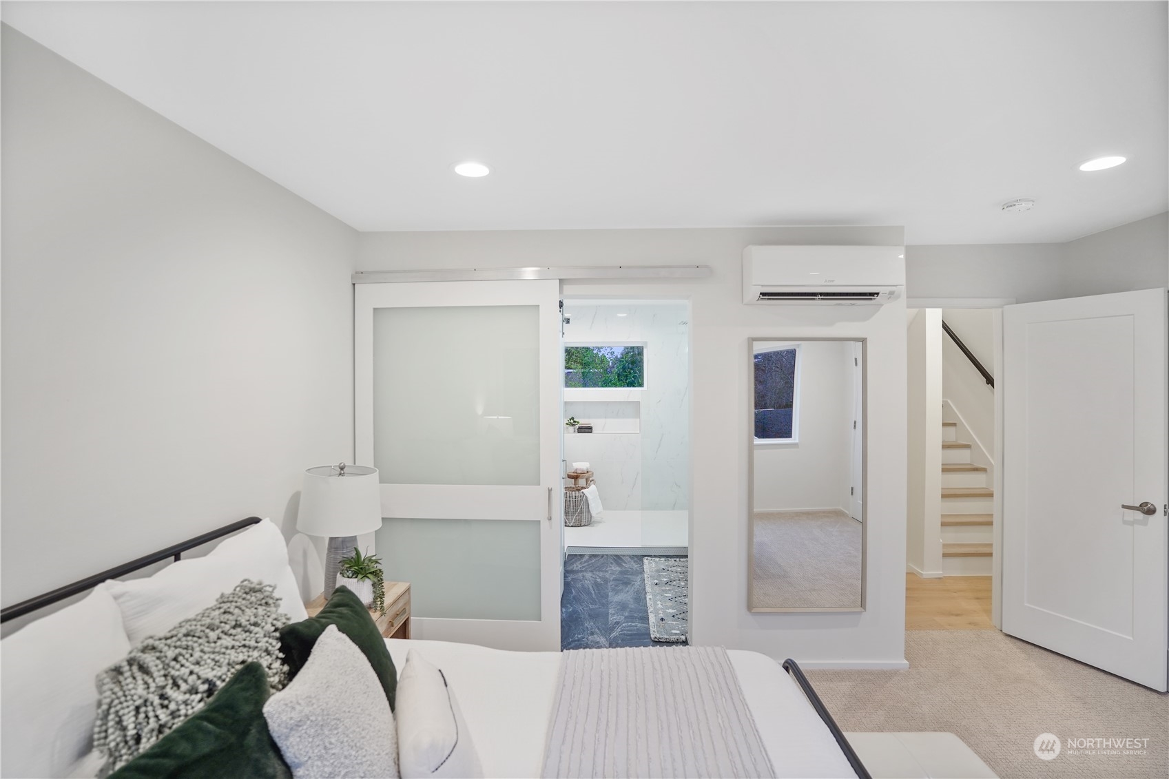 4102 Southwest Morgan Street Seattle, WA 98136 - Photo 18 of 29 Gallery Image 18
