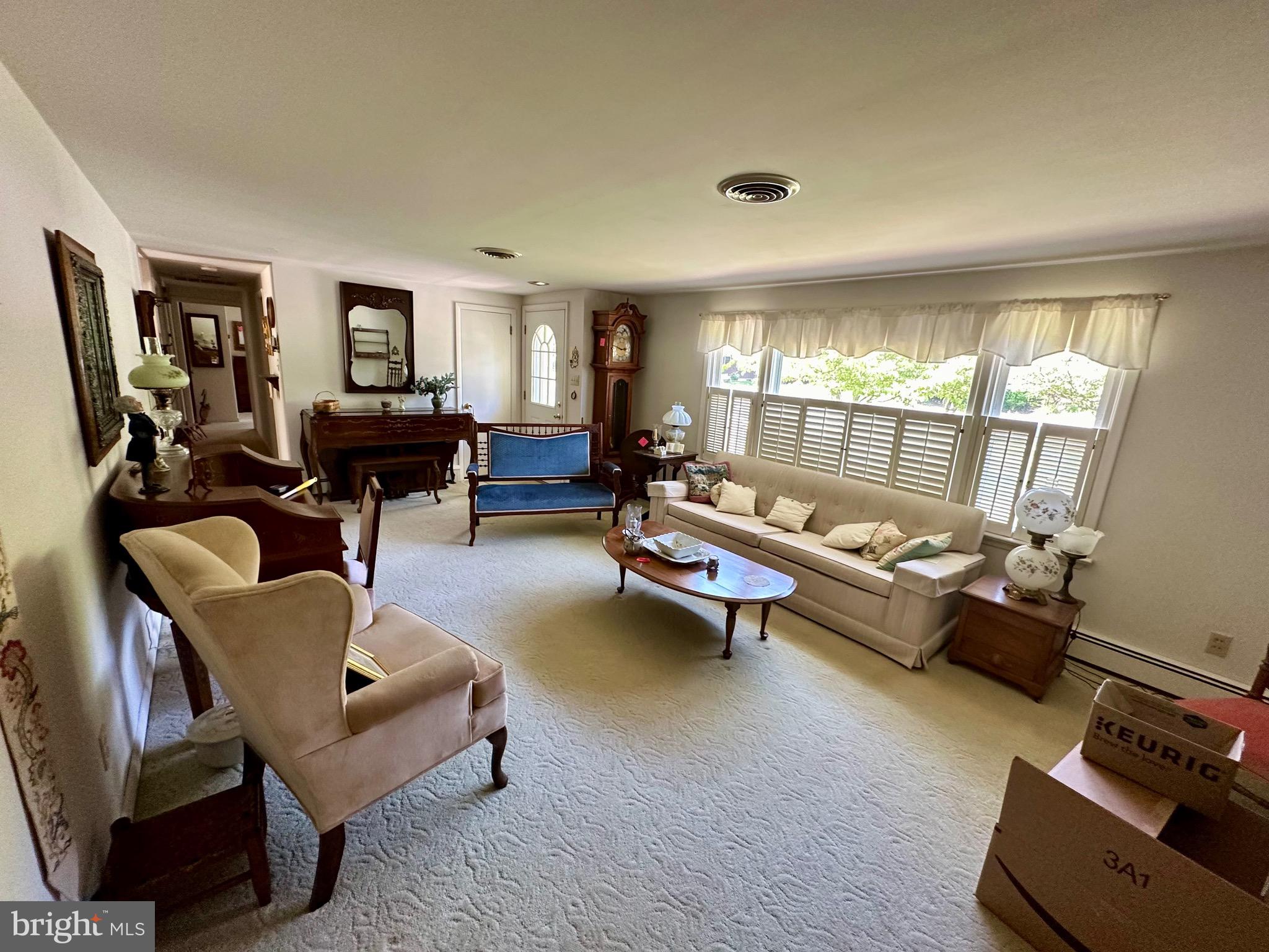 148 Philchris Drive Dover, DE 19901 - Photo 3 of 28 Living Room