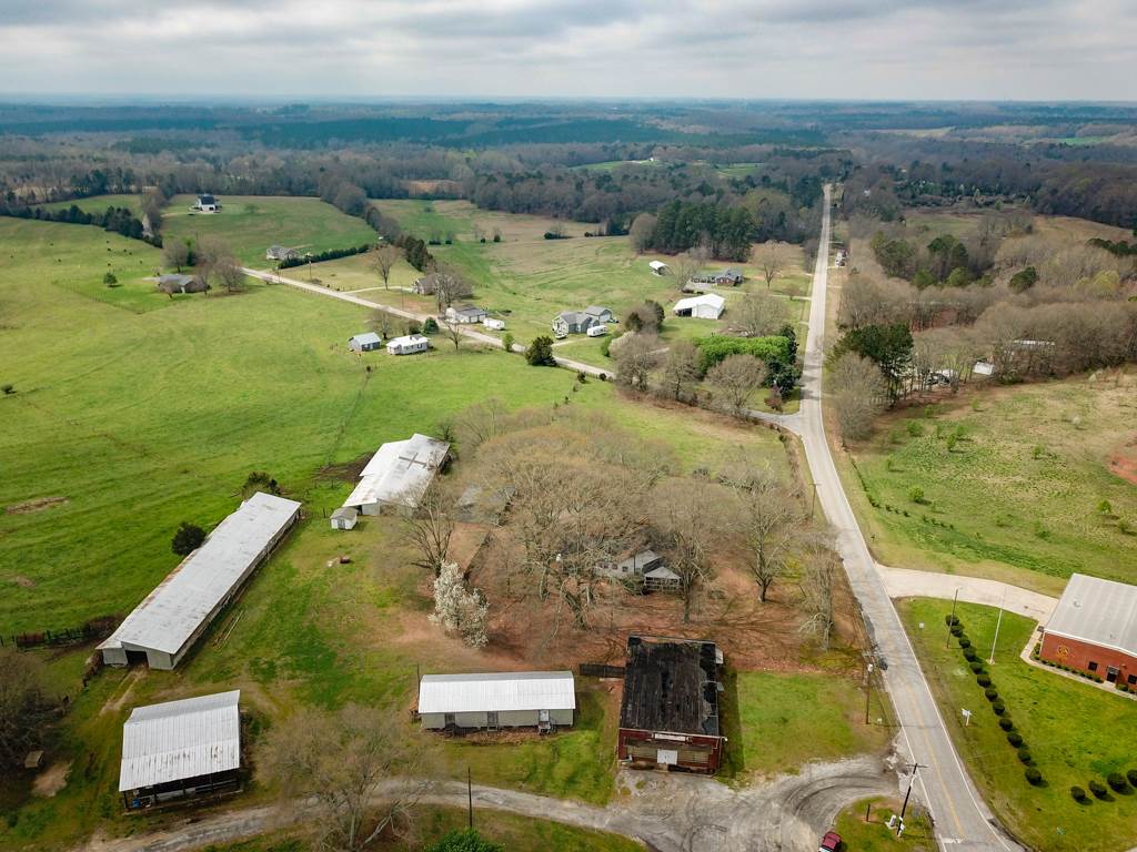 703 Cooper Bridge Road Woodruff, SC 29388 - Photo 7 of 16