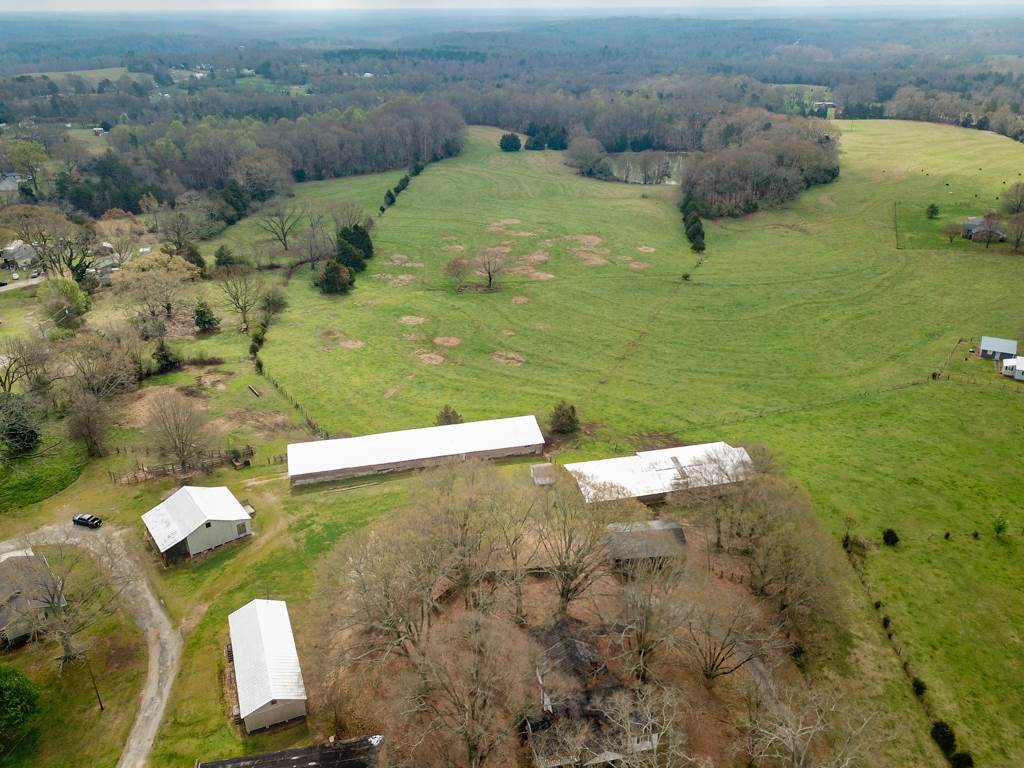 703 Cooper Bridge Road Woodruff, SC 29388 - Photo 9 of 16