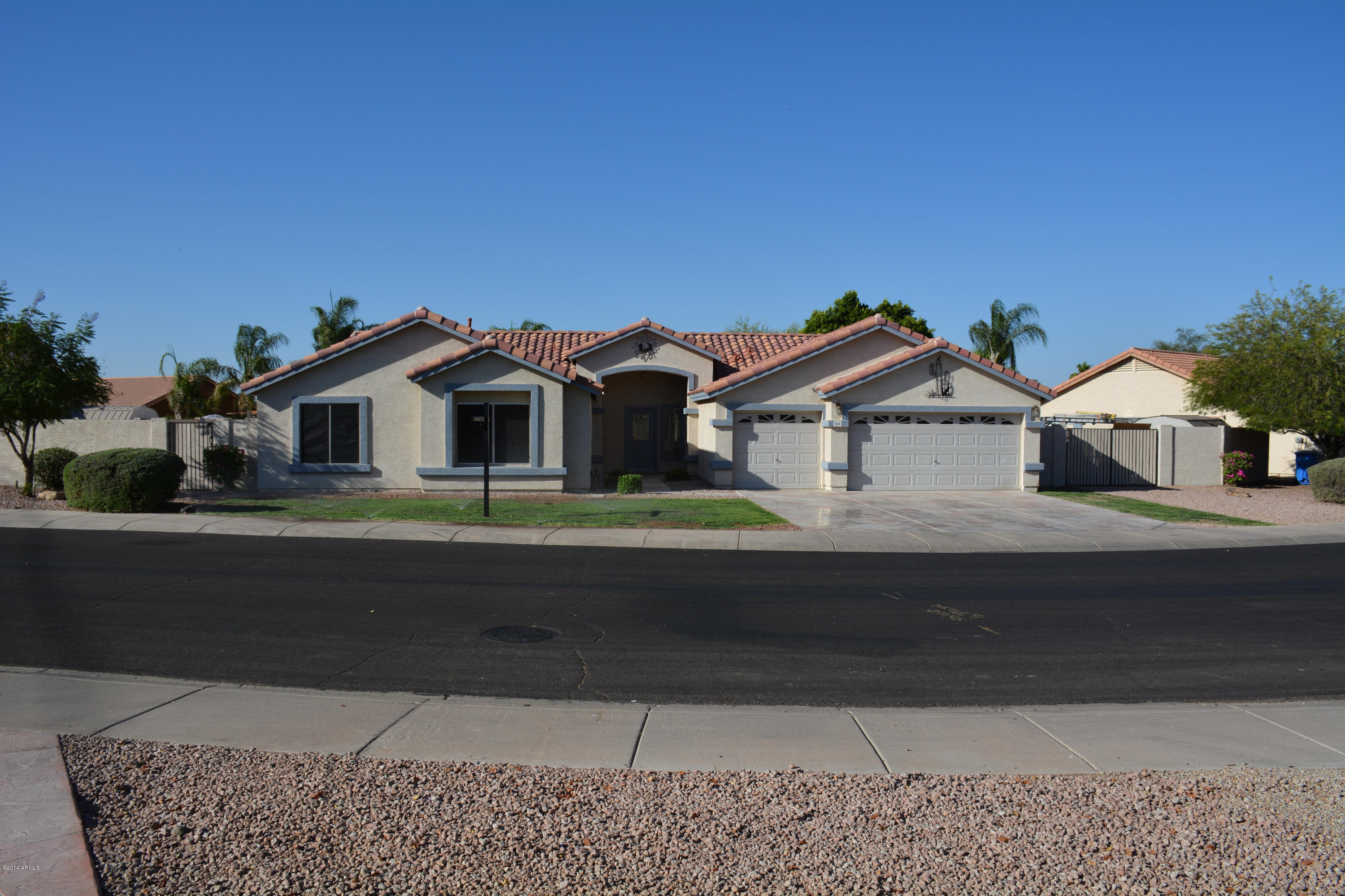 1614 East Fremont Road Phoenix, AZ 85042 - Photo 1 of 25 Welcome Home!