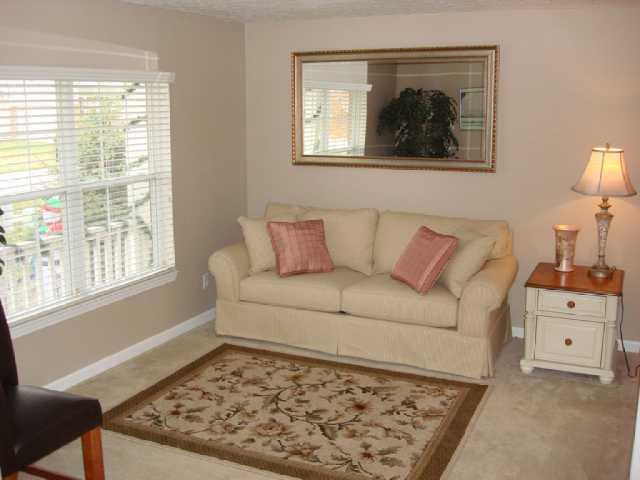 962 Pine Ridge Way Brownsburg, IN 46112 - Photo 7 of 12