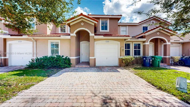 $399,900 | 27345 Southwest 138th Court, Homestead, FL 33032