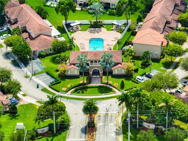 $399,900 | 27345 Southwest 138th Court, Homestead, FL 33032