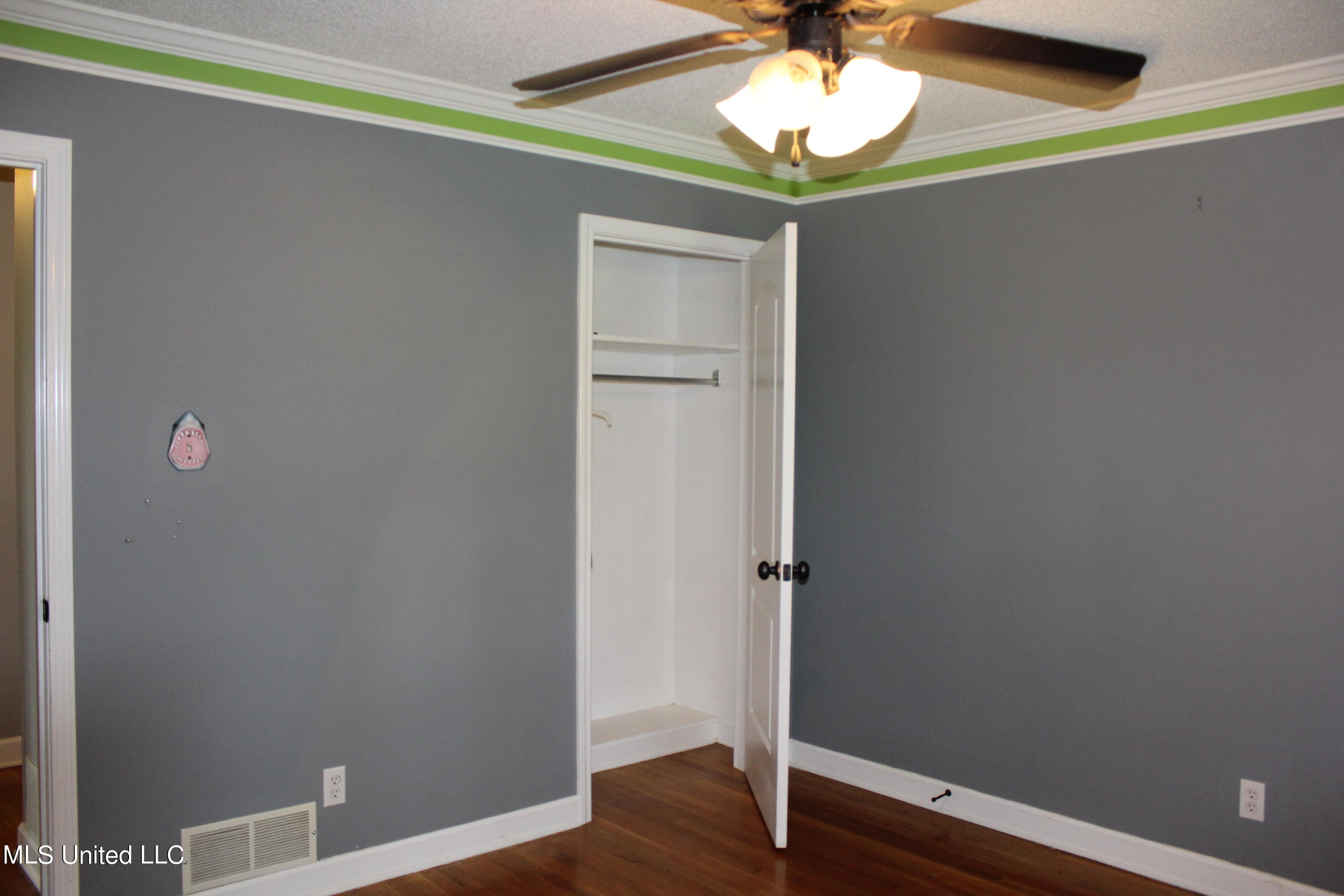 7287 Malone Road Southaven, MS 38672 - Photo 19 of 34 MALONE BEDROOM 3-2