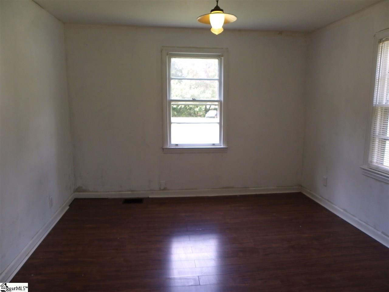 304 New Dunham Bridge Road Greenville, SC 29611 - Photo 32 of 35