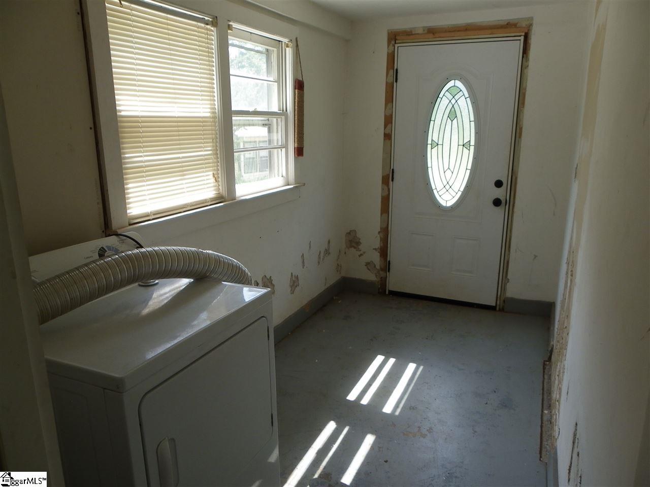 304 New Dunham Bridge Road Greenville, SC 29611 - Photo 34 of 35
