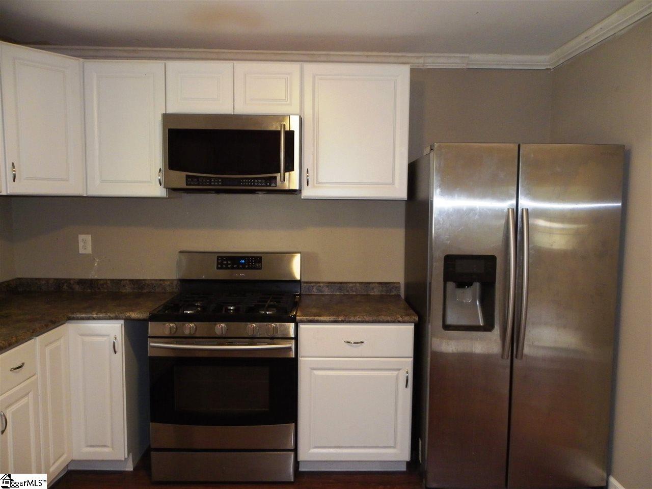 304 New Dunham Bridge Road Greenville, SC 29611 - Photo 5 of 35