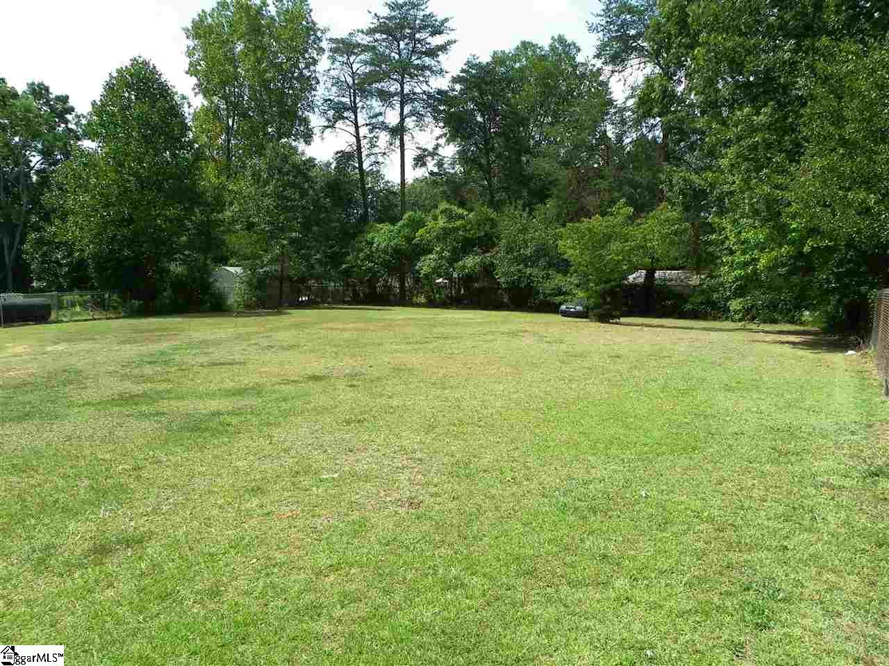 304 New Dunham Bridge Road Greenville, SC 29611 - Photo 8 of 35
