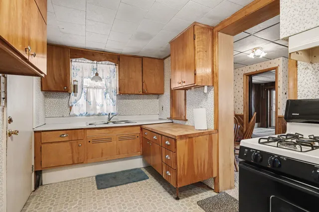 $135,000 | 825 Graham Lake Terrace, Battle Creek, MI 49014