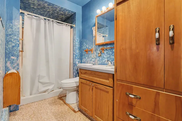 $135,000 | 825 Graham Lake Terrace, Battle Creek, MI 49014