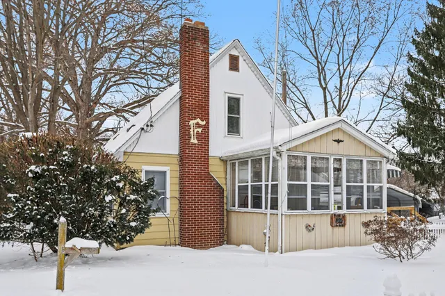 $135,000 | 825 Graham Lake Terrace, Battle Creek, MI 49014