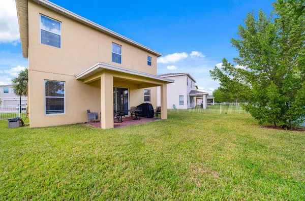 $3,500 | 2011 Northwest Cataluna Circle, Port St. Lucie, FL 34986