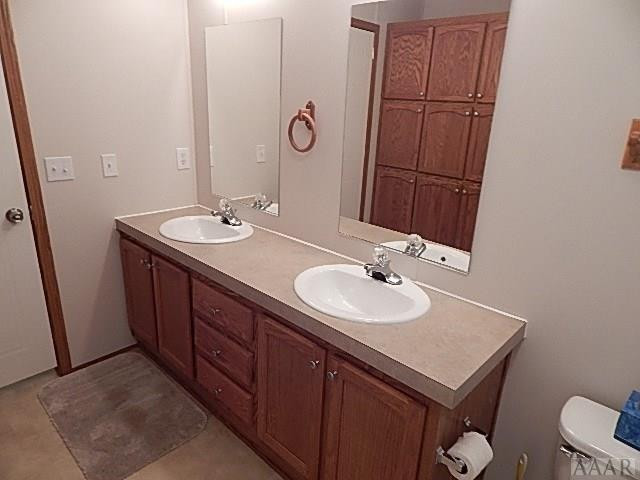 161 Worth Guard Road Coinjock, NC 27923 - Photo 24 of 40 hall bath