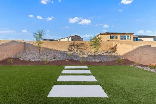 $3,000 | 73502 Travers Street, Palm Desert, CA 92211