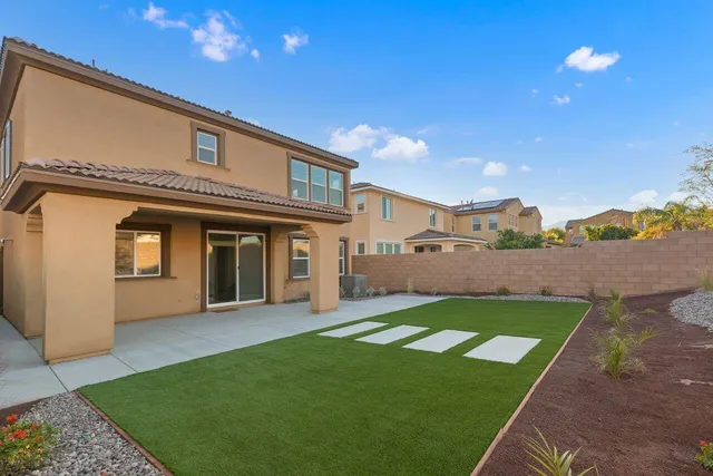 $3,000 | 73502 Travers Street, Palm Desert, CA 92211