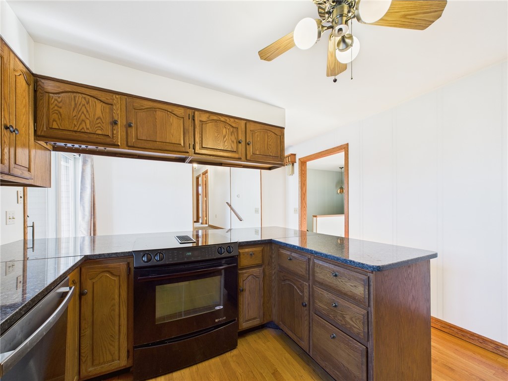 151 East Shore Road Narragansett, RI 02882 - Photo 14 of 38 Gallery Image 14
