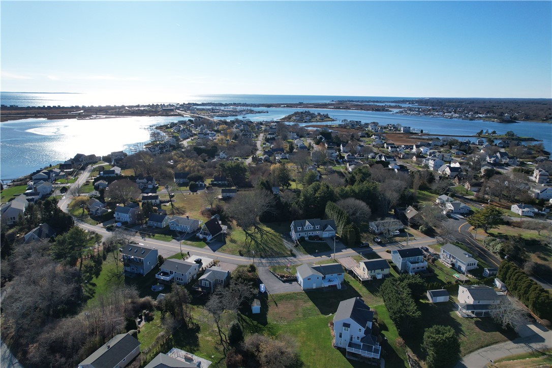 151 East Shore Road Narragansett, RI 02882 - Photo 36 of 38 Gallery Image 36