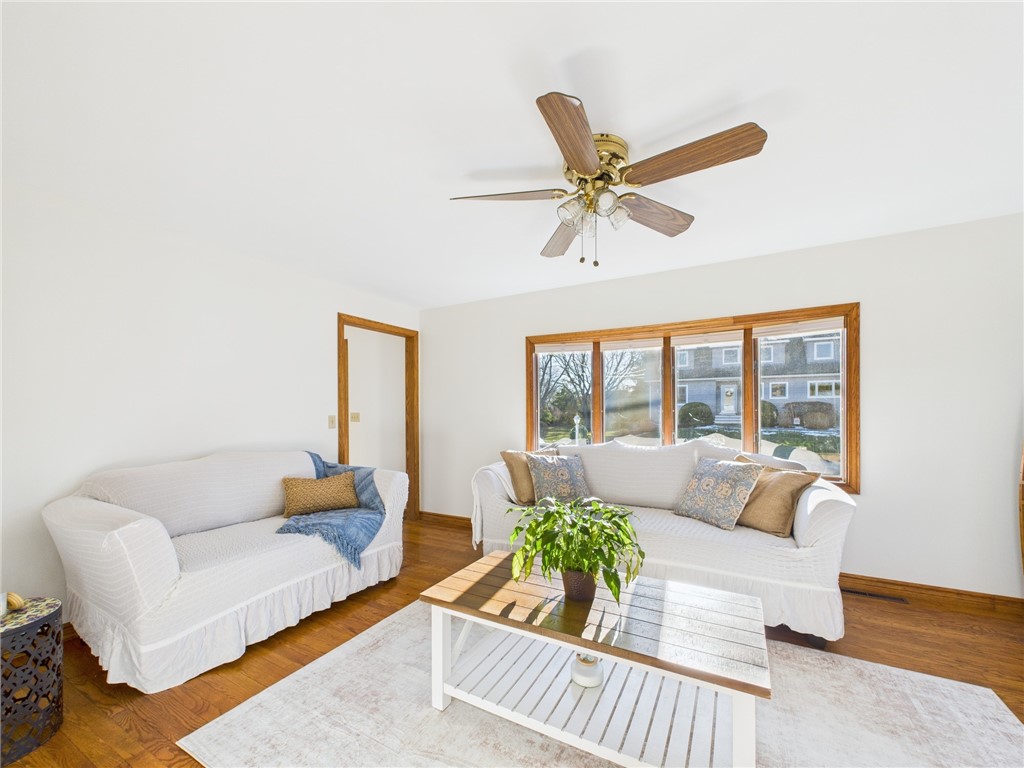 151 East Shore Road Narragansett, RI 02882 - Photo 8 of 38 Gallery Image 8