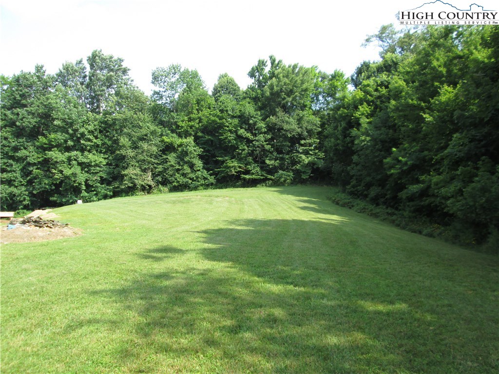267 Natural Dam Road Sparta, NC 28675 - Photo 4 of 13 Gallery Image 4