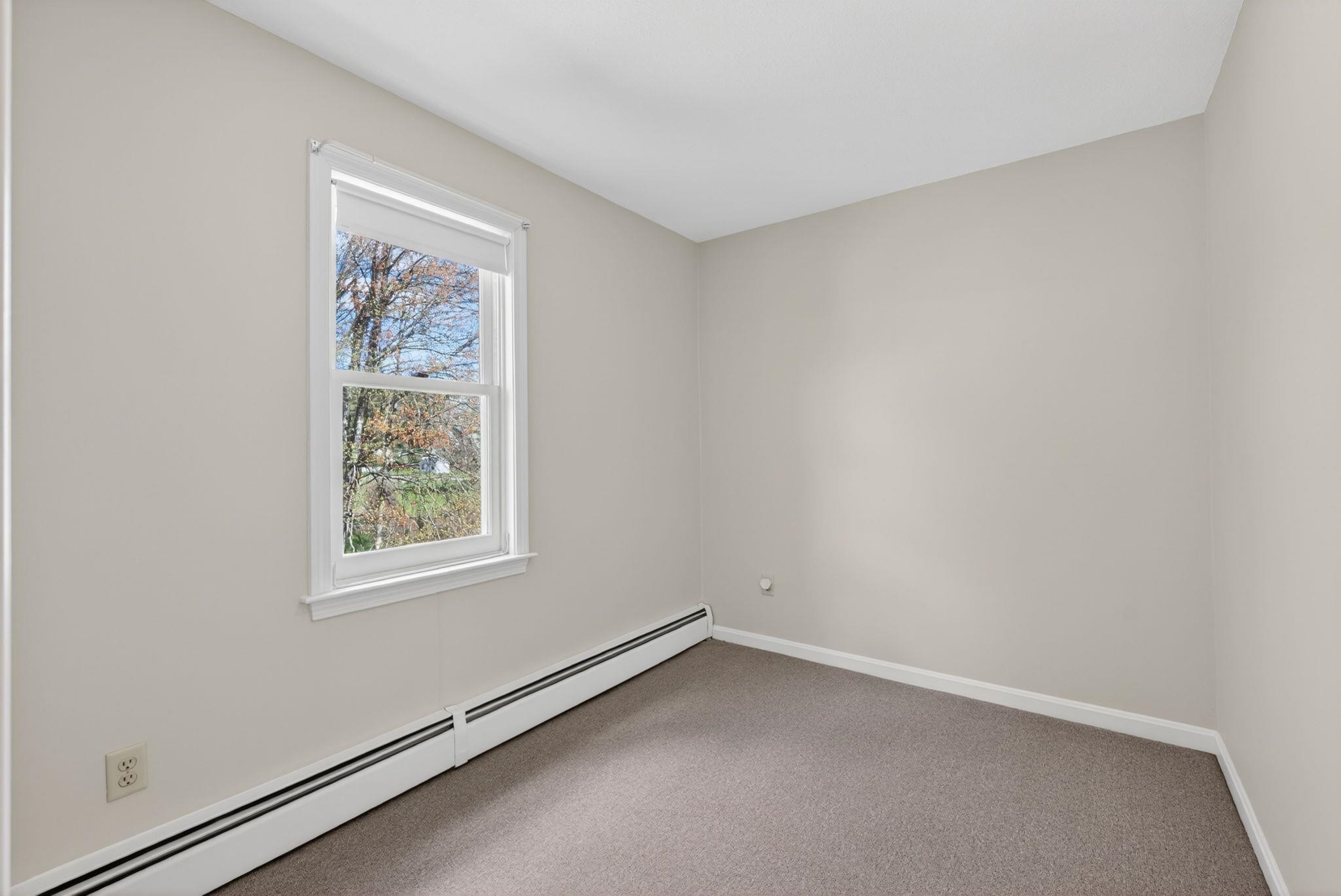 187 Back River Road Bedford, NH 03110 - Photo 44 of 60