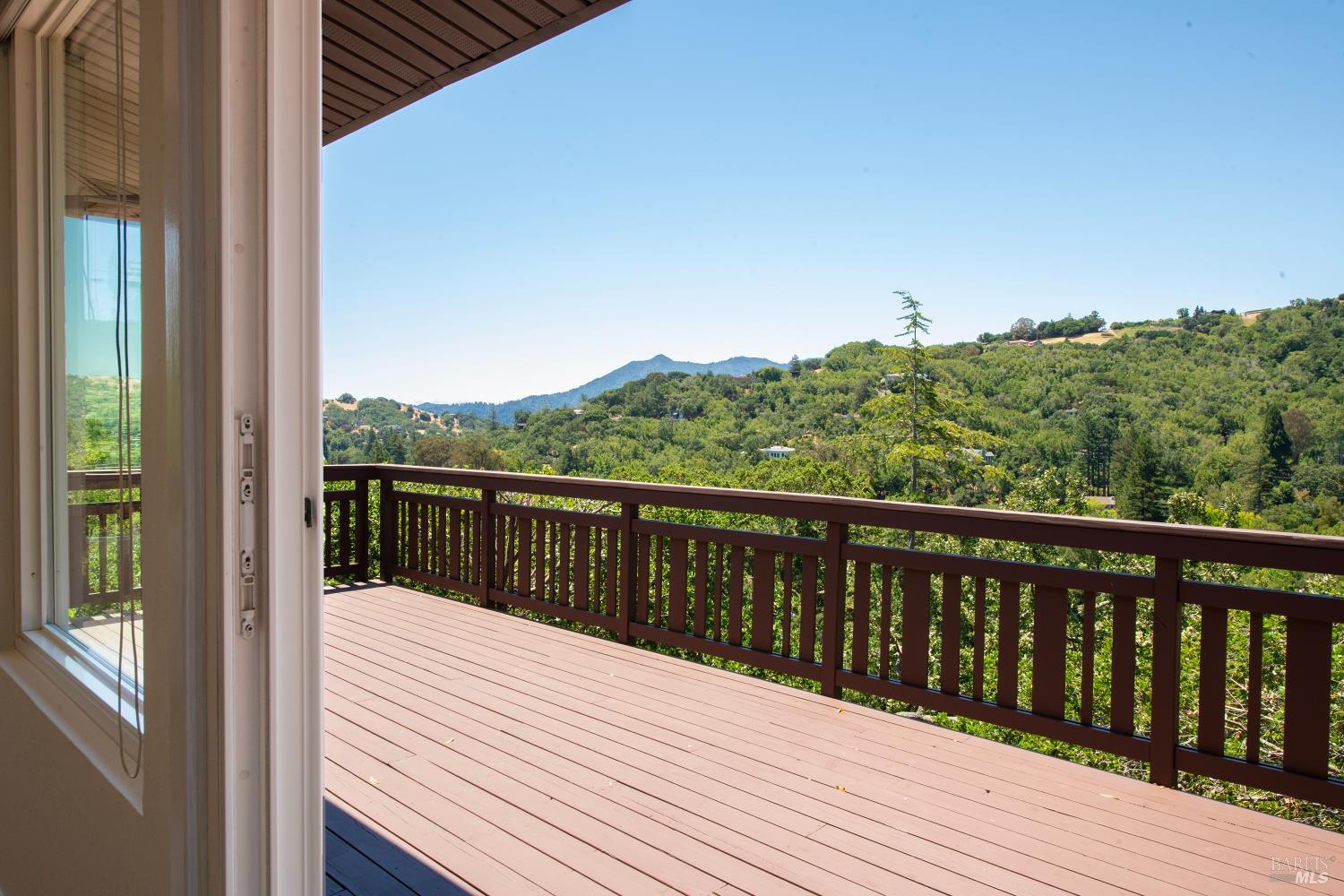 77 Martling Road San Anselmo, CA 94960 - Photo 8 of 40
