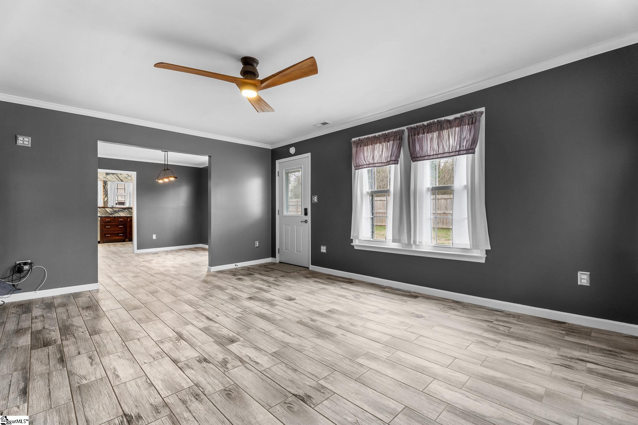 1316 Jameson Road Easley, SC 29640 - Photo 8 of 28
