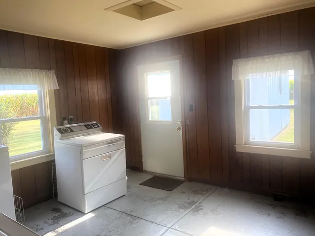 $200,000 | 5556 Highway 119, Star City, IN 46985