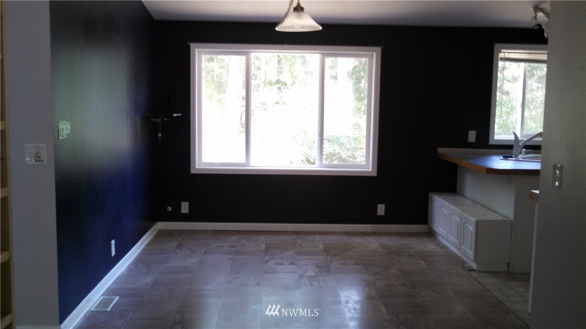 211 West Simpson Road Shelton, WA 98584 - Photo 9 of 10 Gallery Image 9