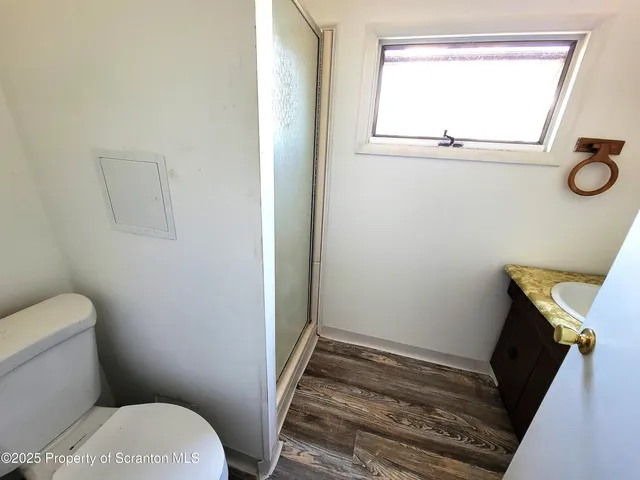 $925 | 134 South Main Street, Unit E, Archbald, PA 18403