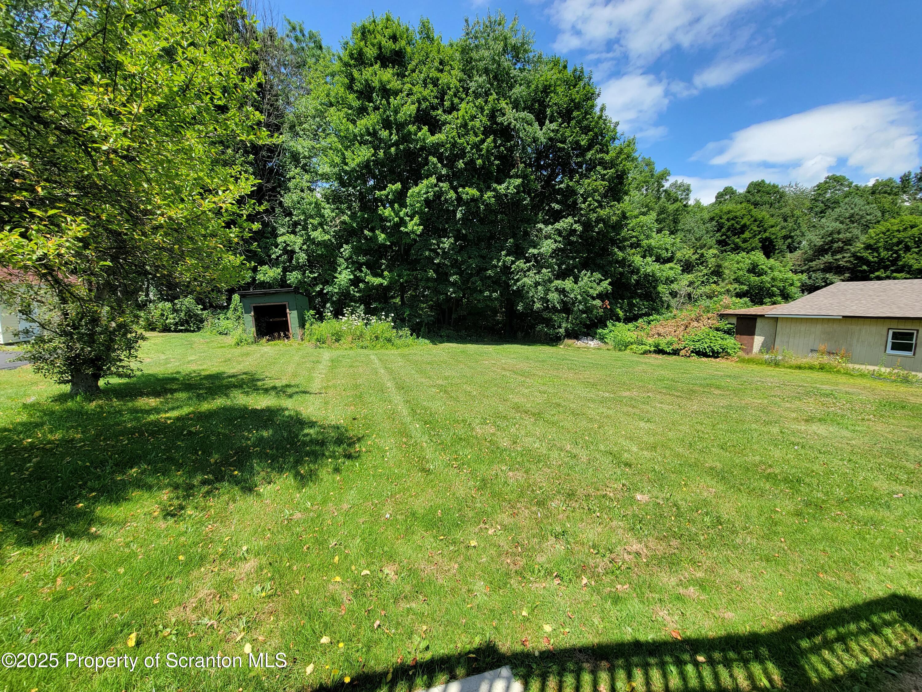 134 South Main Street, Unit E Archbald, PA 18403 - Photo 9 of 9 Yard