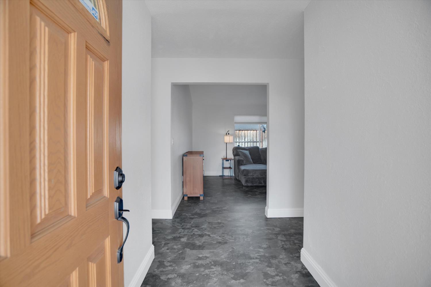 1323 Ghia Way Manteca, CA 95337 - Photo 6 of 27