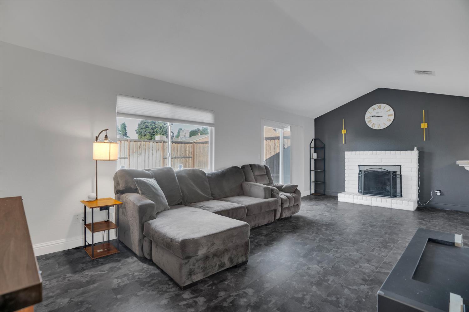 1323 Ghia Way Manteca, CA 95337 - Photo 7 of 27