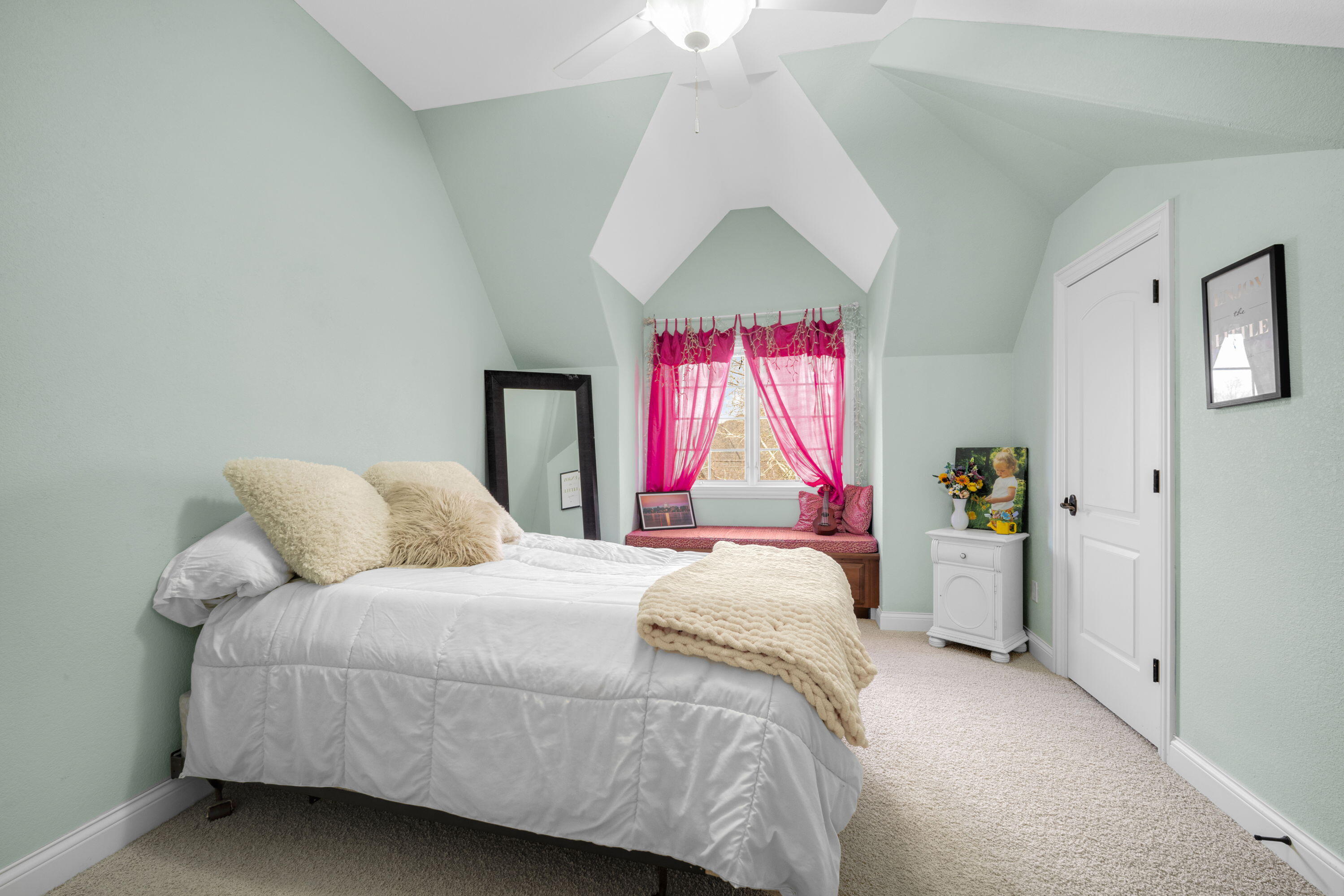 121 Legend Way Wales, WI 53183 - Photo 28 of 45 28_imgDSC06073