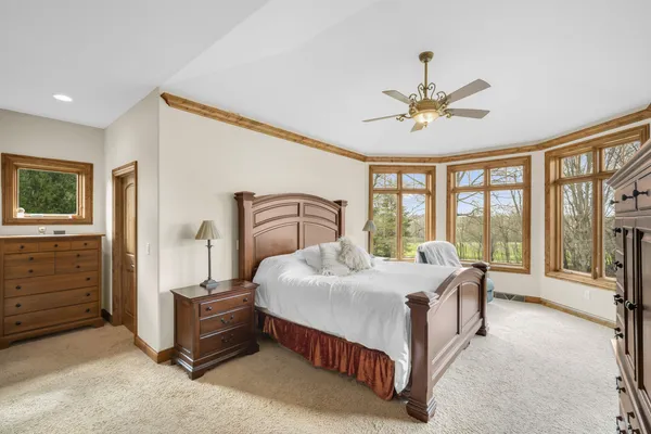 $1,398,000 | 121 Legend Way, Wales, WI 53183