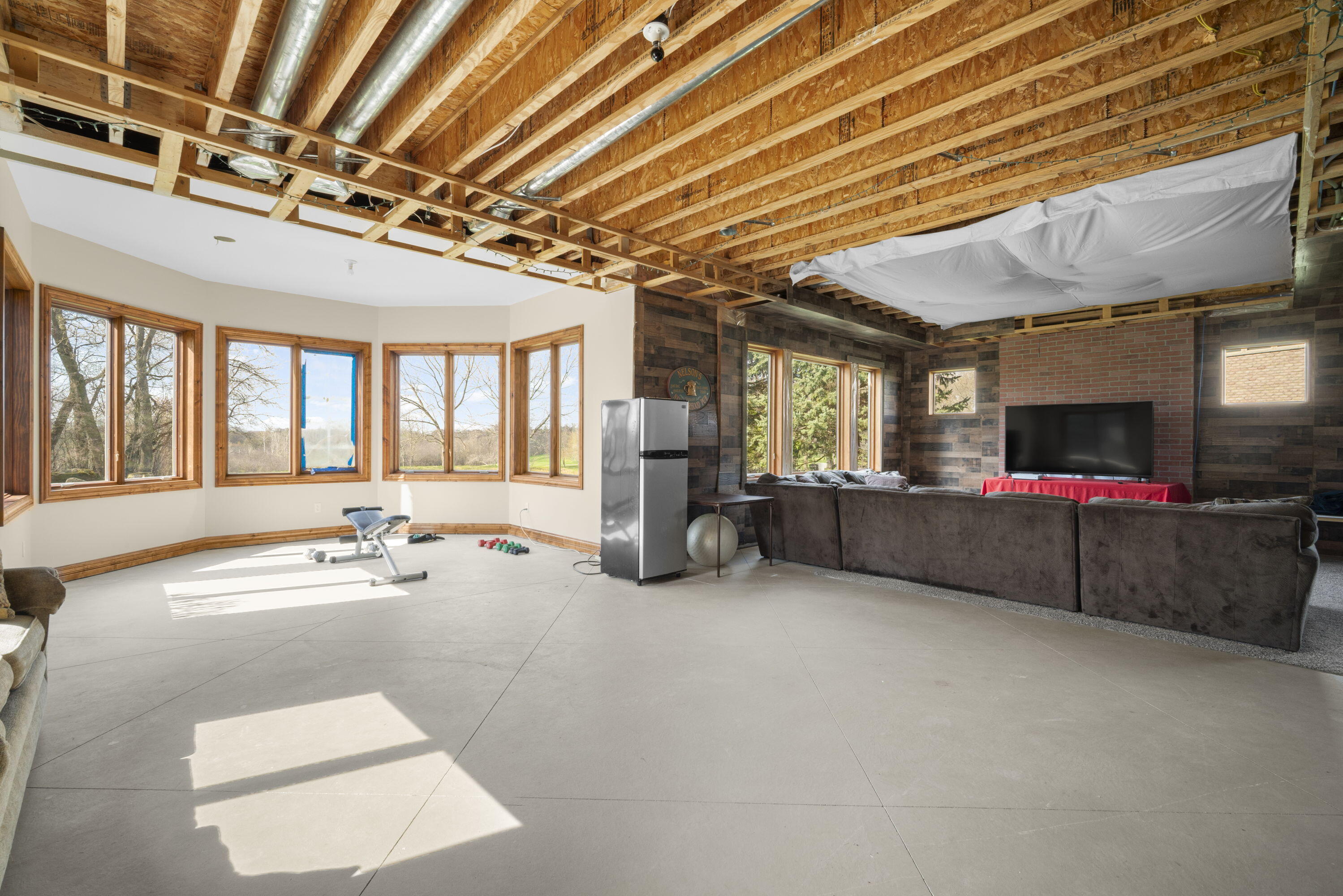 121 Legend Way Wales, WI 53183 - Photo 32 of 45 32_imgDSC06093