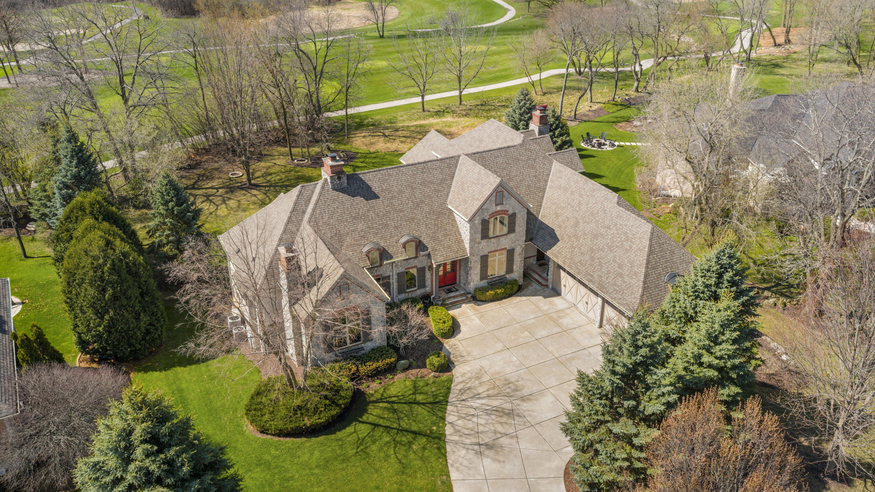 121 Legend Way Wales, WI 53183 - Photo 38 of 45 38_imgDJI_20260413110302_0003_D