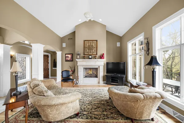 $1,398,000 | 121 Legend Way, Wales, WI 53183