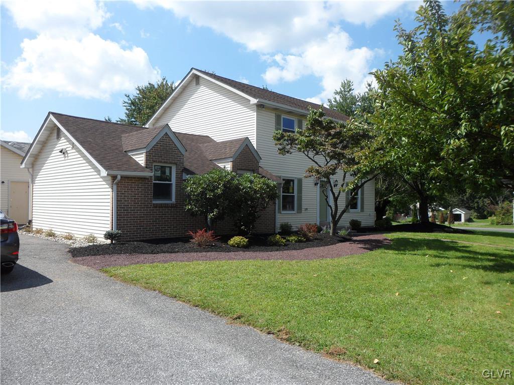 2811 Kingsview Avenue Easton, PA 18045 - Photo 2 of 31