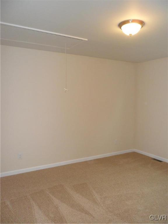 2811 Kingsview Avenue Easton, PA 18045 - Photo 22 of 31