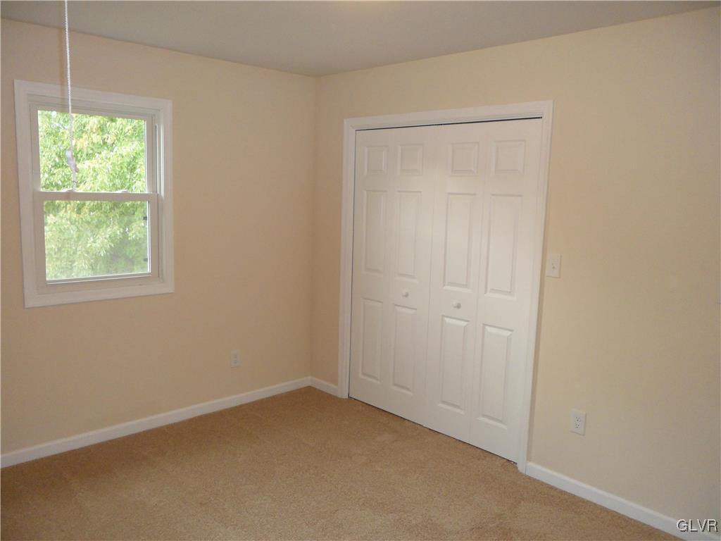 2811 Kingsview Avenue Easton, PA 18045 - Photo 23 of 31