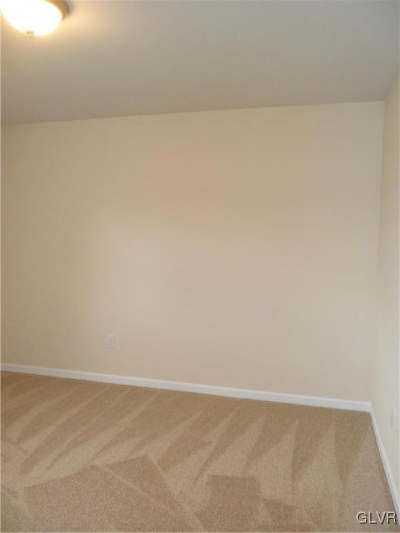 2811 Kingsview Avenue Easton, PA 18045 - Photo 24 of 31