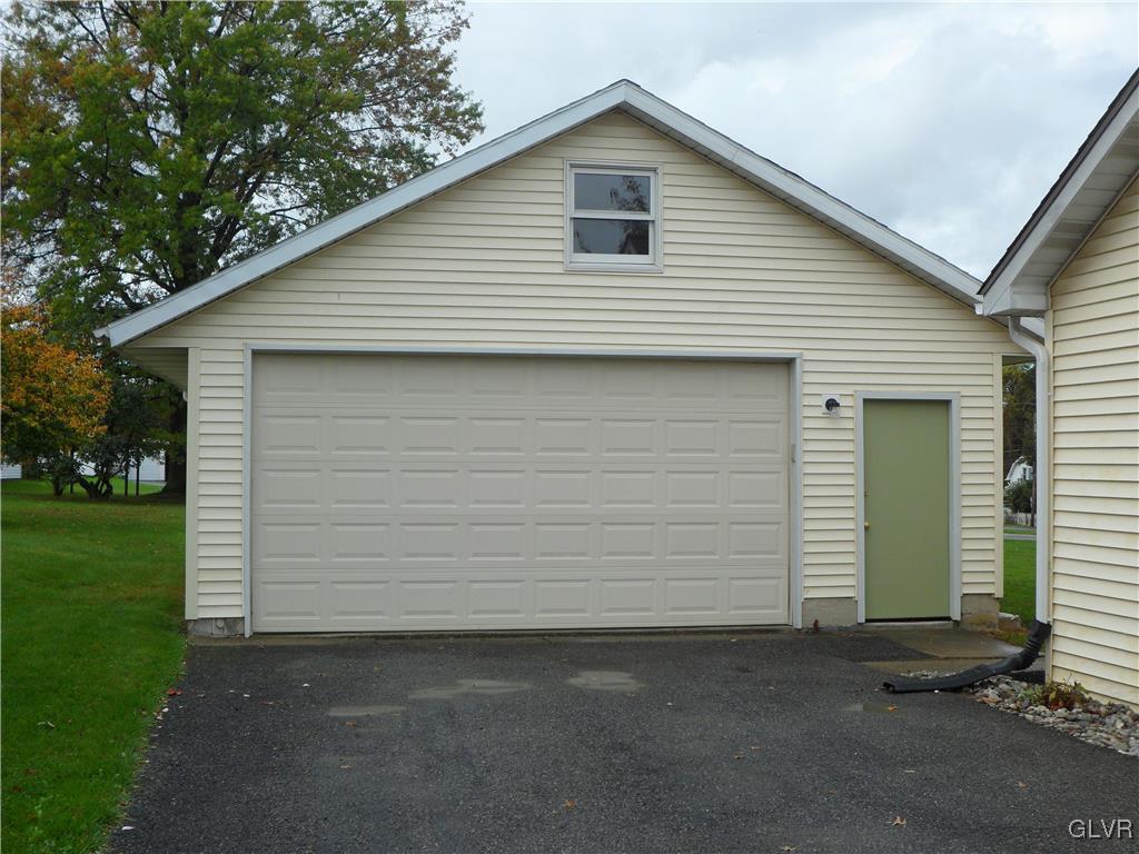 2811 Kingsview Avenue Easton, PA 18045 - Photo 30 of 31