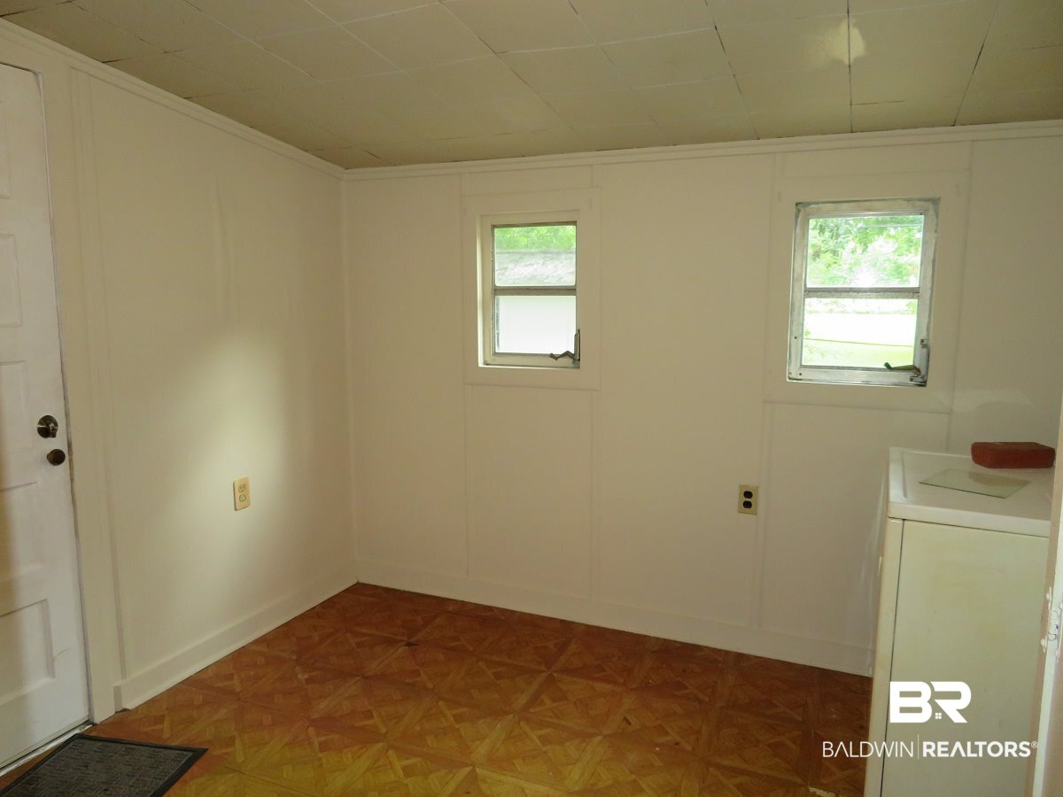 307 3rd Street Mobile, AL 36611 - Photo 12 of 20
