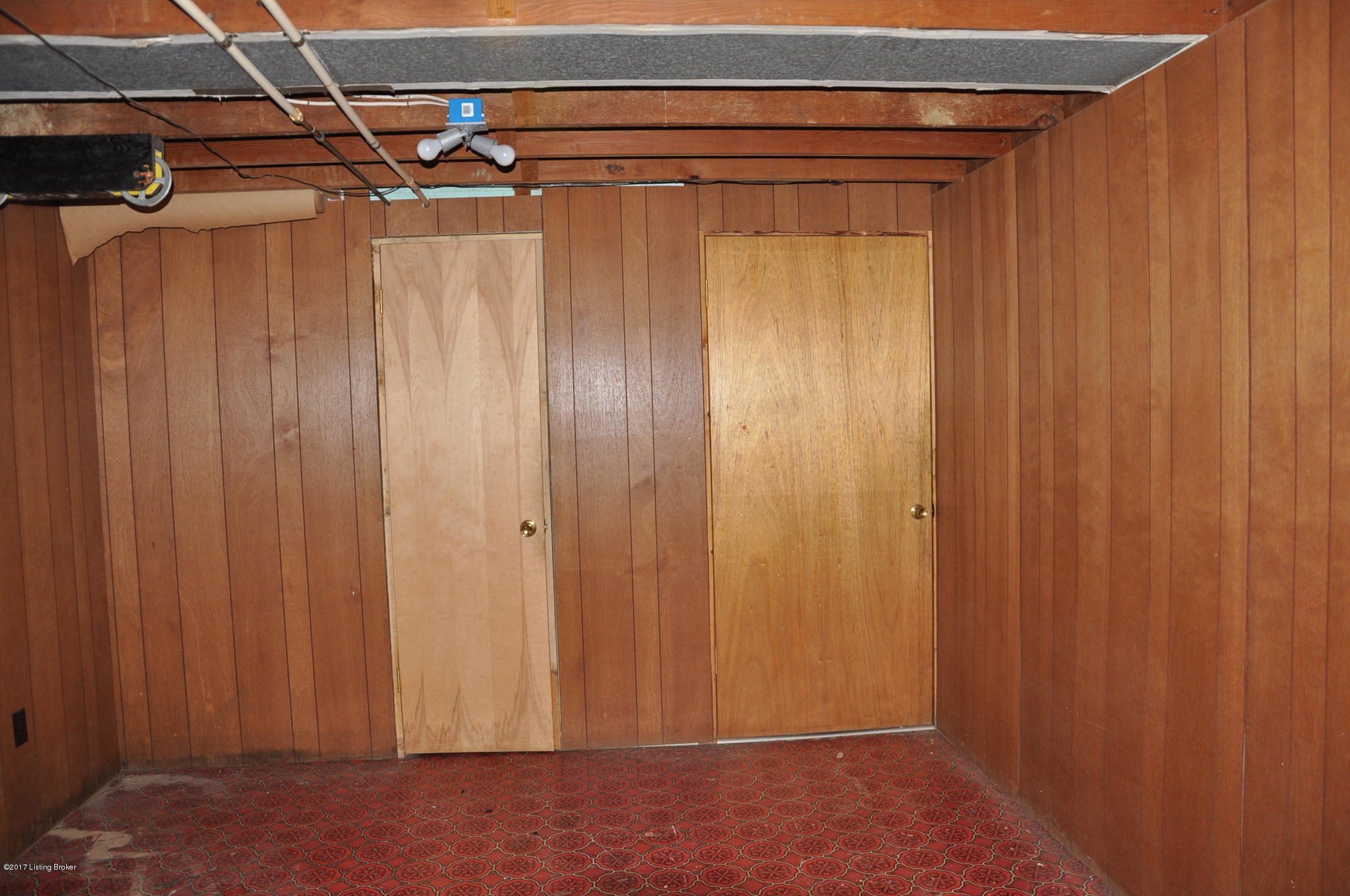 4002 Valley Station Road Louisville, KY 40272 - Photo 30 of 44 DSC_0387