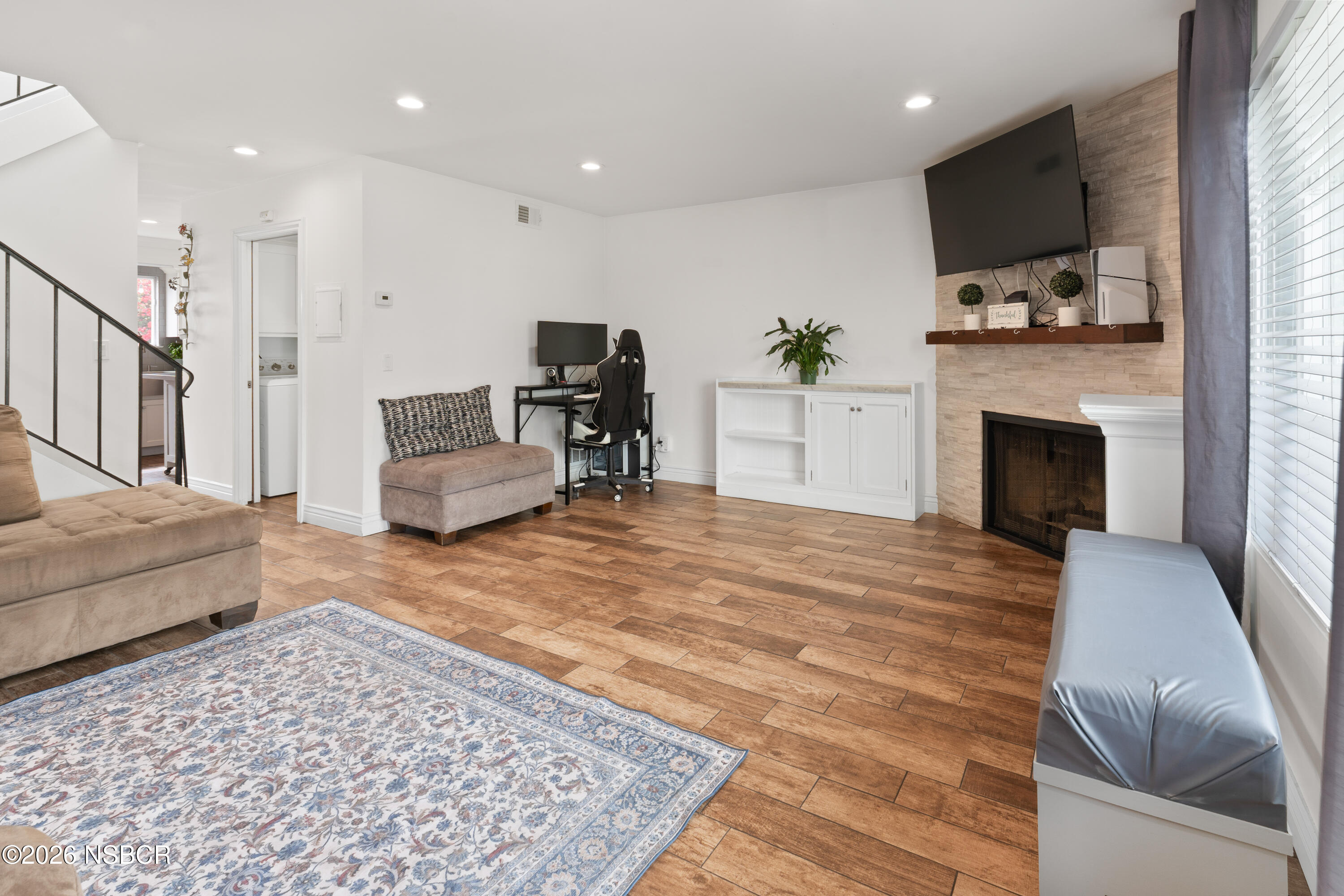 234 North R Street Lompoc, CA 93436 - Photo 5 of 23 DSC07037