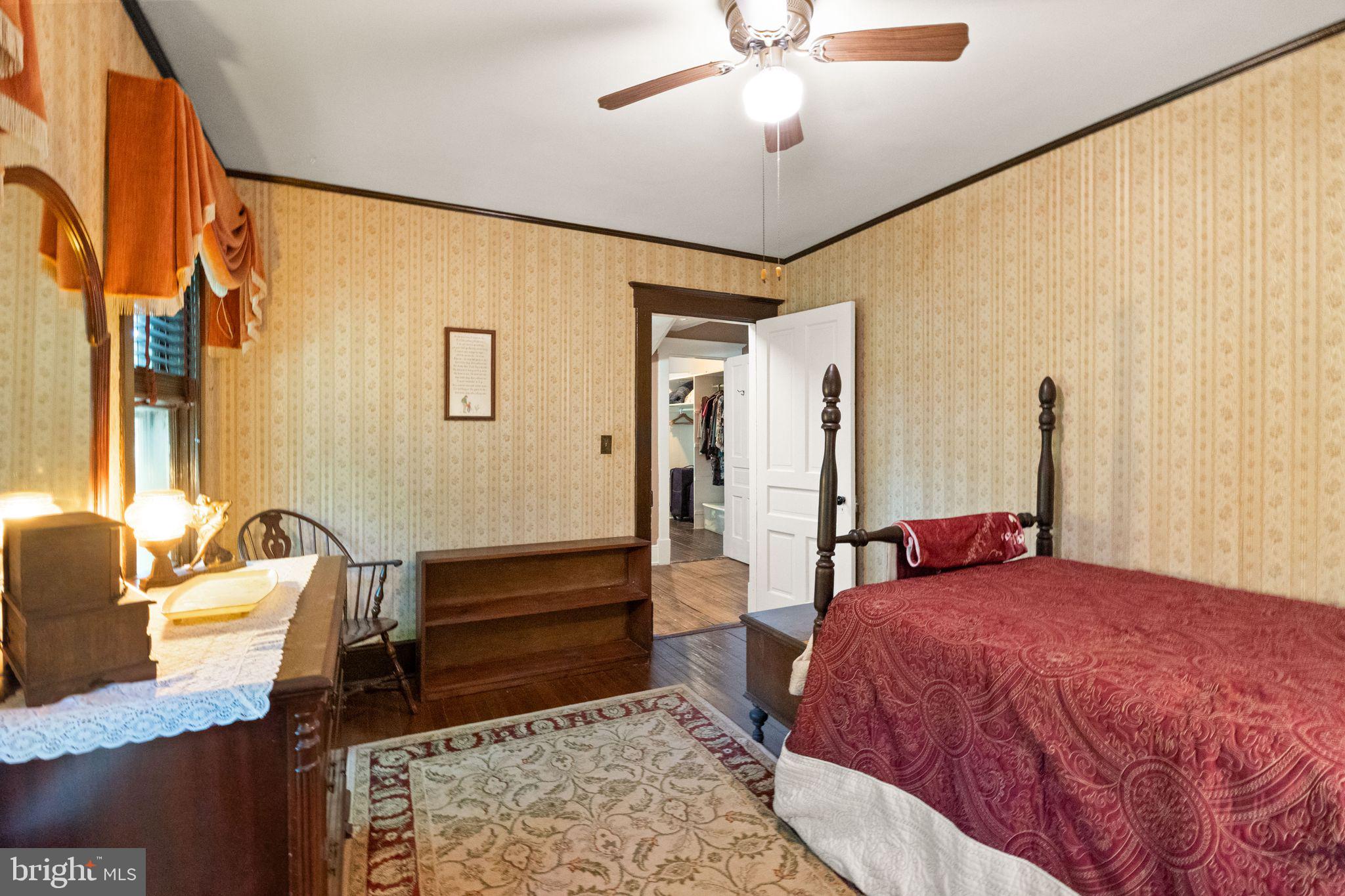 5102 Weston Road Warrenton, VA 20187 - Photo 35 of 65 All bedrooms are large - 10'9" x 13'7"