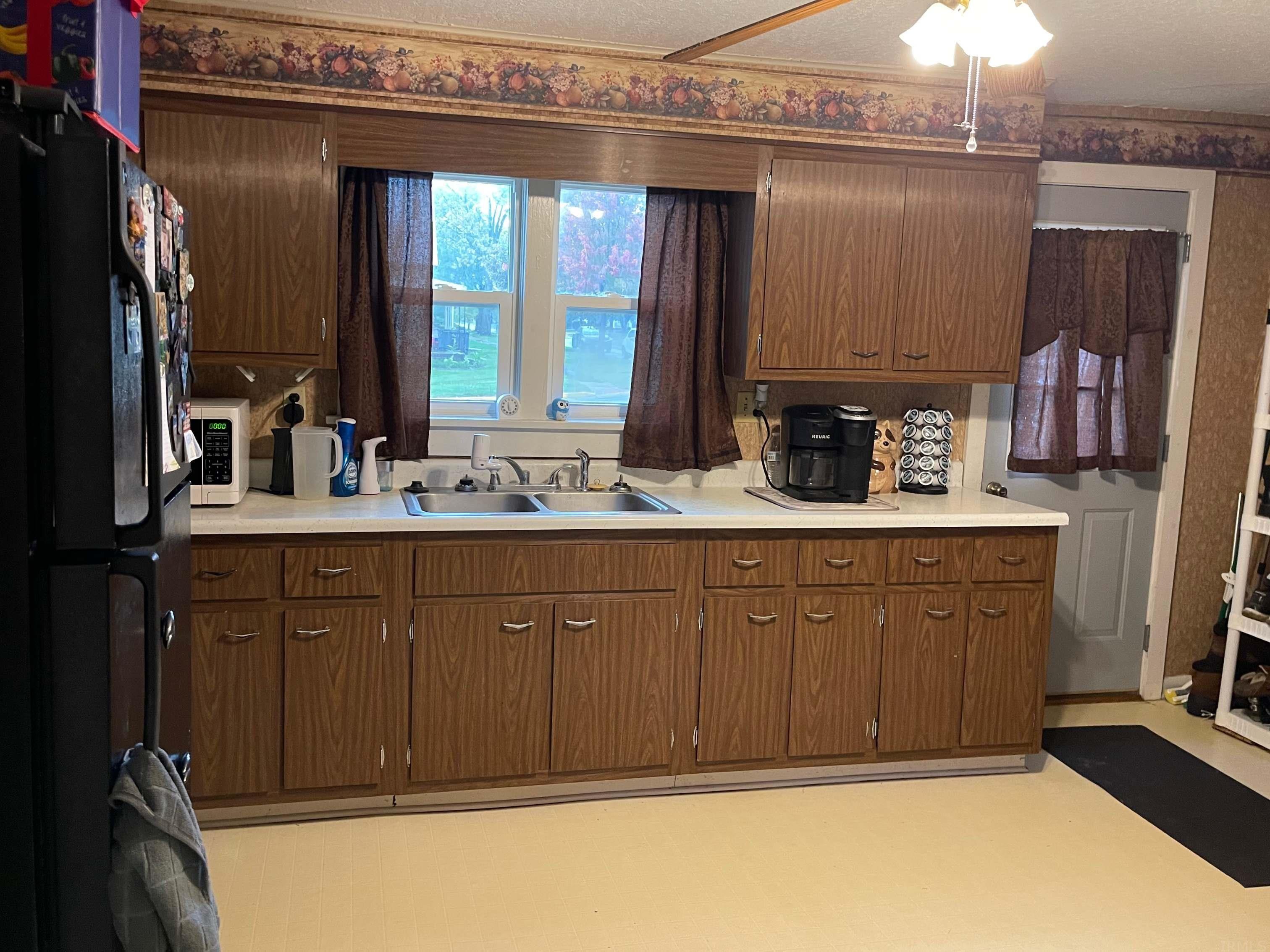 622 North 7th Street Decatur, IN 46733 - Photo 9 of 12